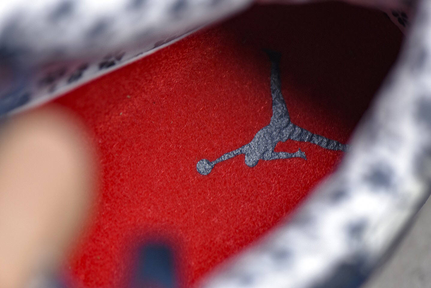 乔丹 Air Jordan 4 Retro Sashiko Deep Ocean 蓝白牛仔刺子绣篮球鞋【火狐电竞官方网站】(图21)
乔丹 Air Jordan 4 Retro Sashiko Deep Ocean 蓝白牛仔刺子绣篮球鞋【火狐电竞官方网站】(图21)