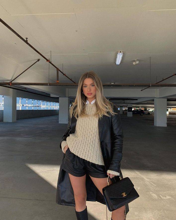 ‘火狐电竞官方网站’*
短裤显瘦穿搭法：谁说冬天不能穿短裤？除皮裤、百慕大短裤外另有哪些裤子？(图4)