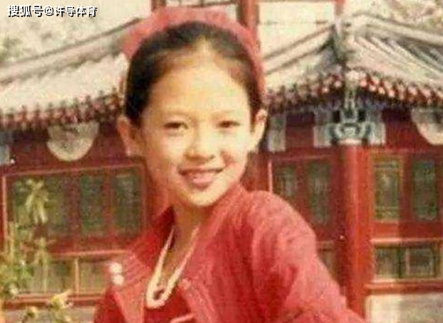 ‘火狐电竞官网’
一组明星老照片 照片中的他们如今都老了 一张张都充满了回忆(图11) ‘火狐电竞官网’
一组明星老照片 照片中的他们如今都老了 一张张都充满了回忆(图11)