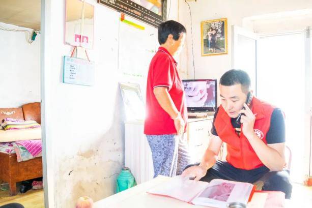 火狐电竞官网_
潍坊寿光市:用心用情帮扶的好干部周鹏(图2) 火狐电竞官网_
潍坊寿光市:用心用情帮扶的好干部周鹏(图2)