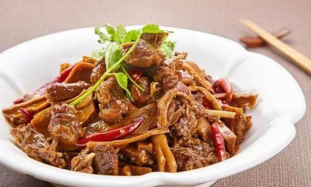 什么时候屈臂?什么时候直臂?_火狐电竞(图2) 火狐电竞官方网站