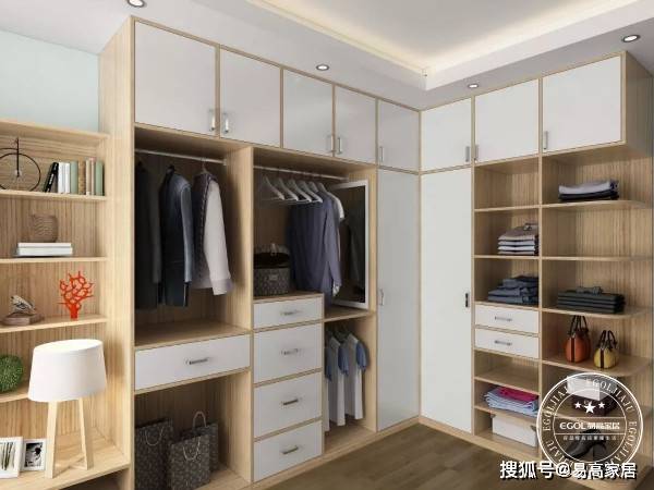 
定制衣柜价钱几多钱一平方米？“火狐电竞”(图2)