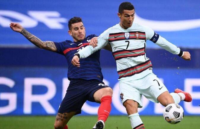 
今晨哪场角逐最精彩？并非法葡大战 也非英格兰2-火狐电竞官网(图1)