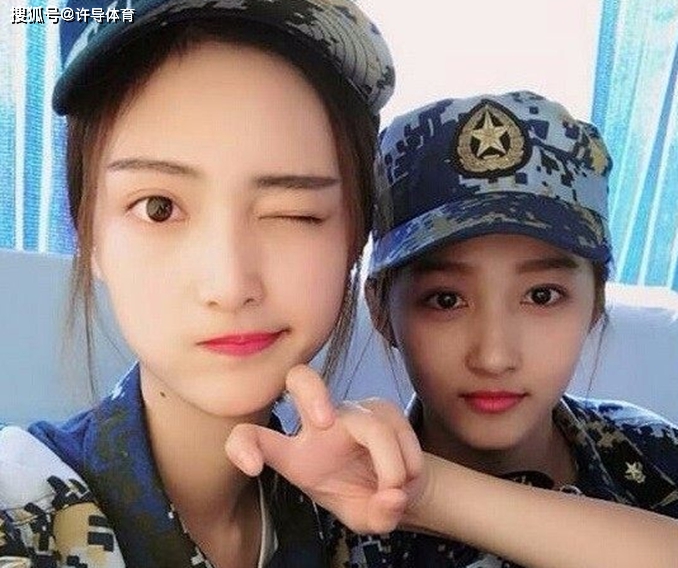 火狐电竞官网_
明星们最想删除的照片 他们尴尬的样子 秒杀了大家的想象！(图6)