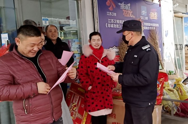 球星脸上的口红“火狐电竞官方网站”(图6) 火狐电竞官方网站