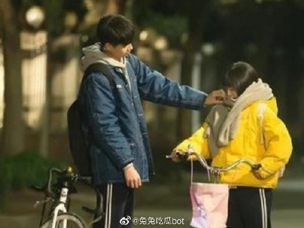 火狐电竞:价格腰斩+封面流拍:春拍艺术品市场受挫(图2) 火狐电竞