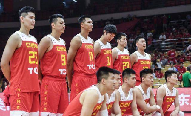 火狐电竞_
马布里正式回应执教中国男篮!或与杜锋彻底息争 球迷:情商太高(图3) 火狐电竞_
马布里正式回应执教中国男篮!或与杜锋彻底息争 球迷:情商太高(图3)