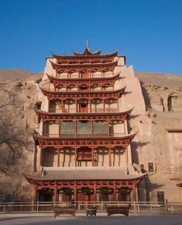 
中国美术史上不朽的丰碑——敦煌壁画艺术-火狐电竞官网(图4)