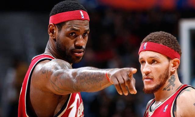 火狐电竞官方网站-
刚退役就破产！盘货NBA最悲凉的十名球星 姚明老年老上榜！(图6)