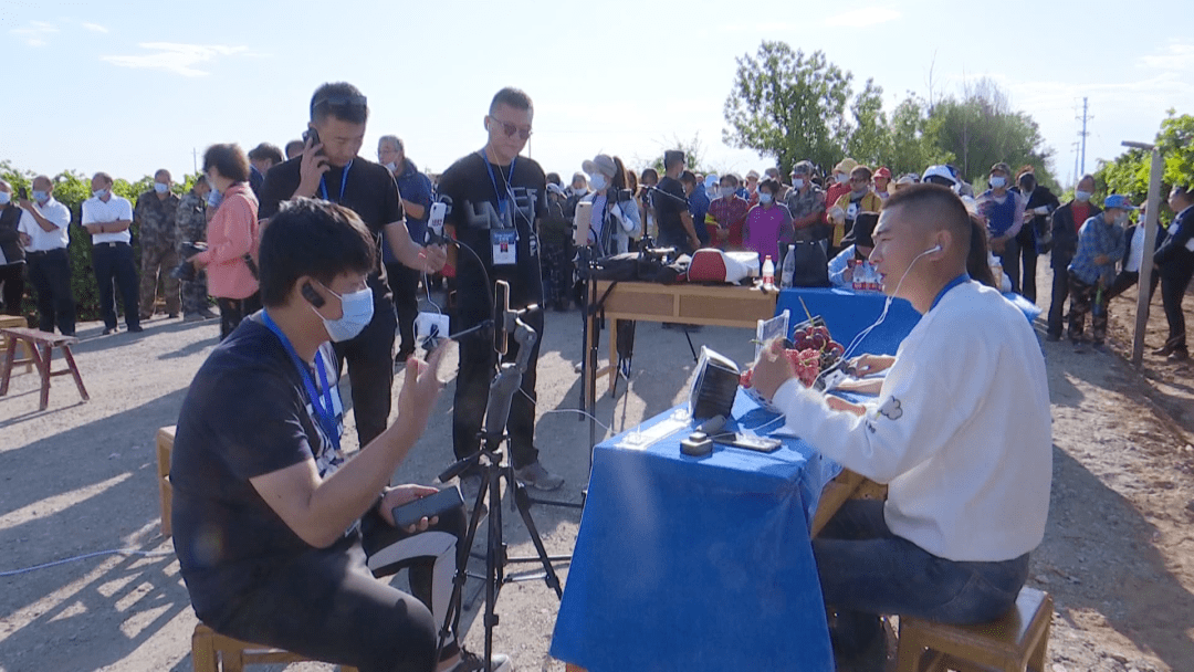 
【关注】五师双河市：“互联网+”让农产物销售更流通：火狐电竞官方网站(图14)