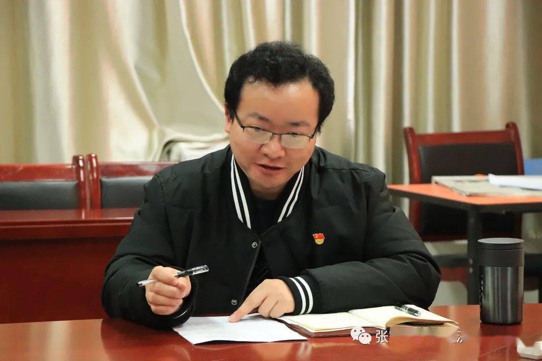 
经济治理学院建立“领导员事情室”_火狐电竞官方网站(图13)