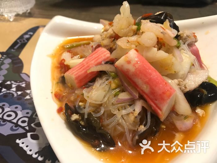 火狐电竞_市场价2000+的高端实战鞋!这才是Nike该有的巅峰之作(图4) 火狐电竞